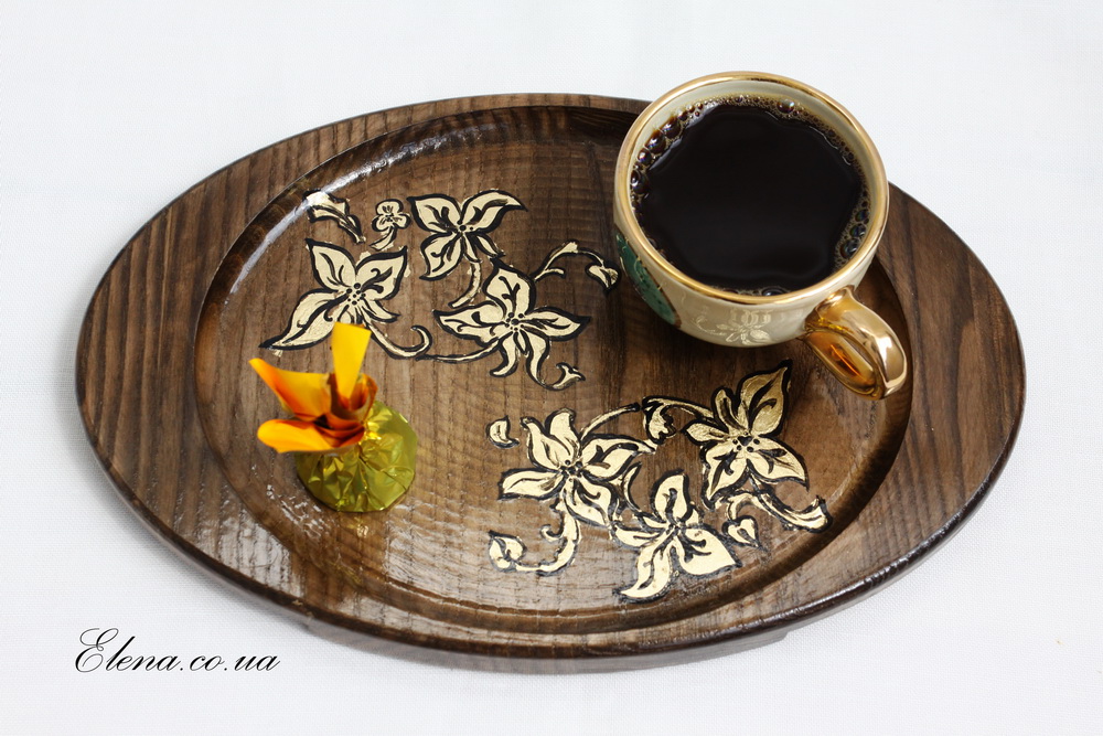 Поднос Золотые цветы