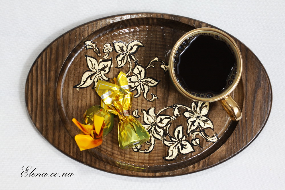 Поднос Золотые цветы