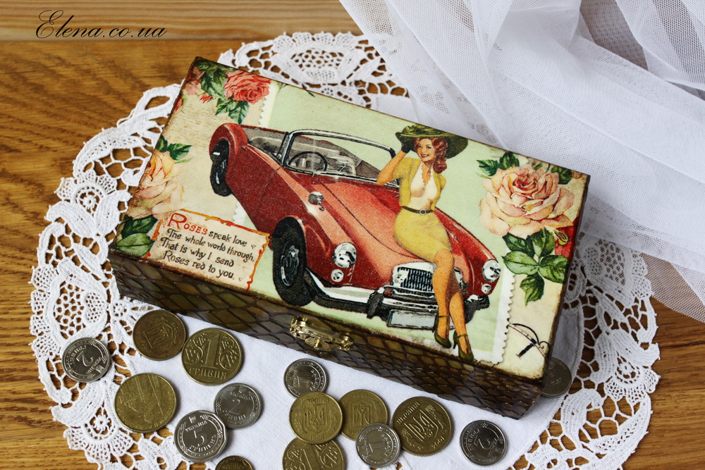 Шкатулка-купюрница Ретро