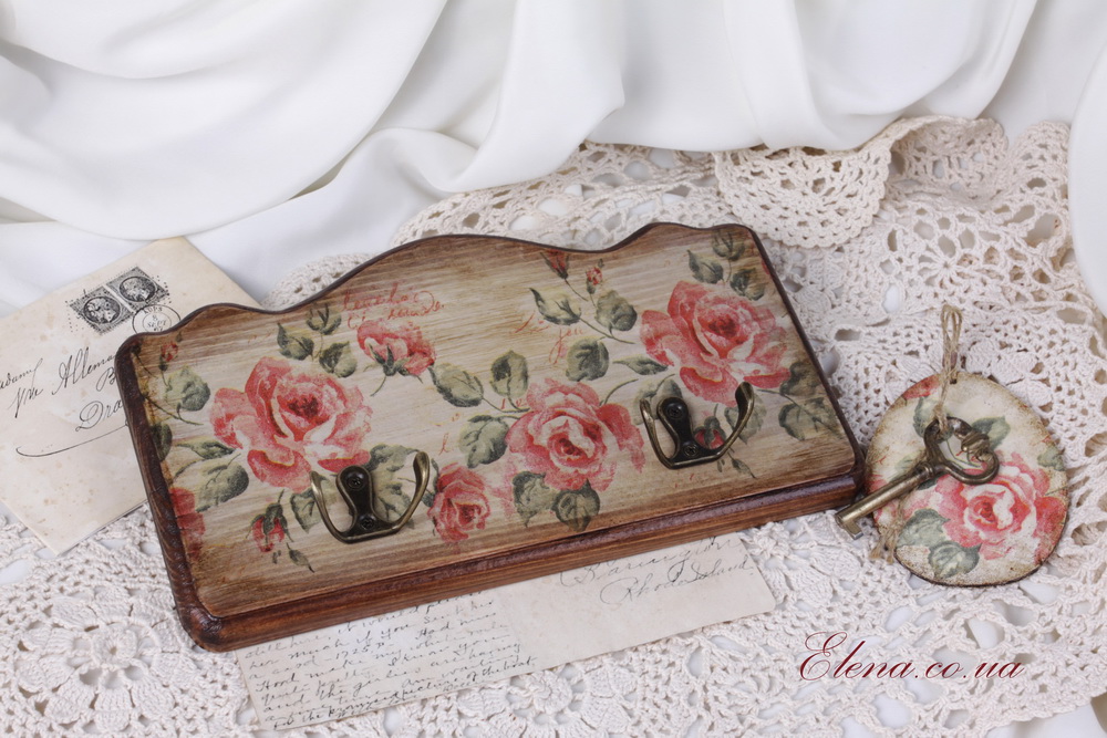 Вешалка Розы